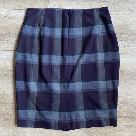 Le Chateau Classic Pencil skirt eggplant / purple plaid office business attire - Picture 2 of 6